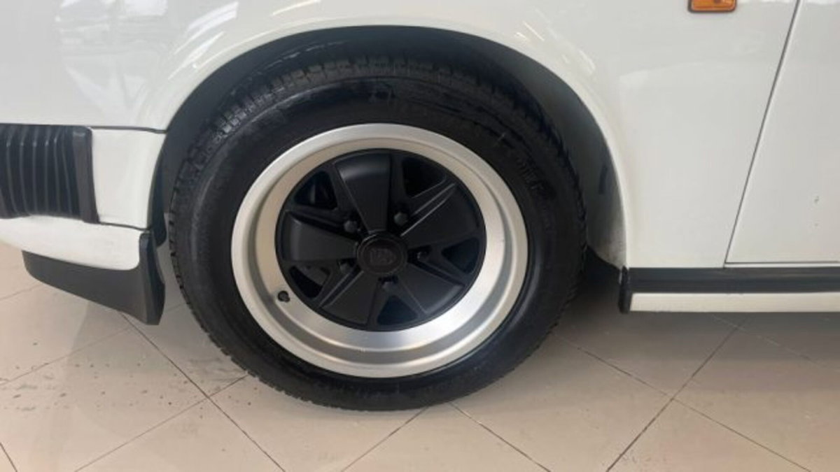 Porsche 911 Cabrio Carrera 3.2 (7)