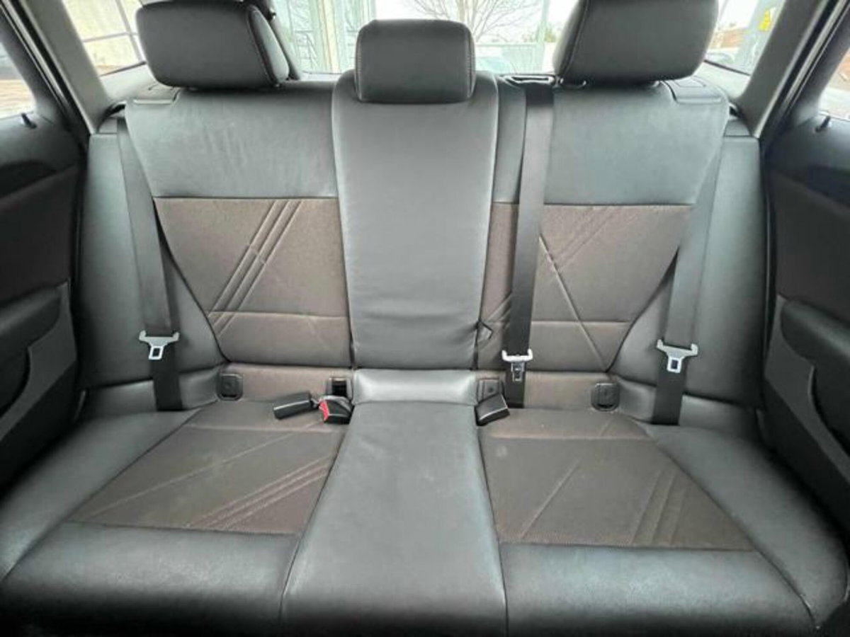 BMW X1 xDrive18d X Line (14)