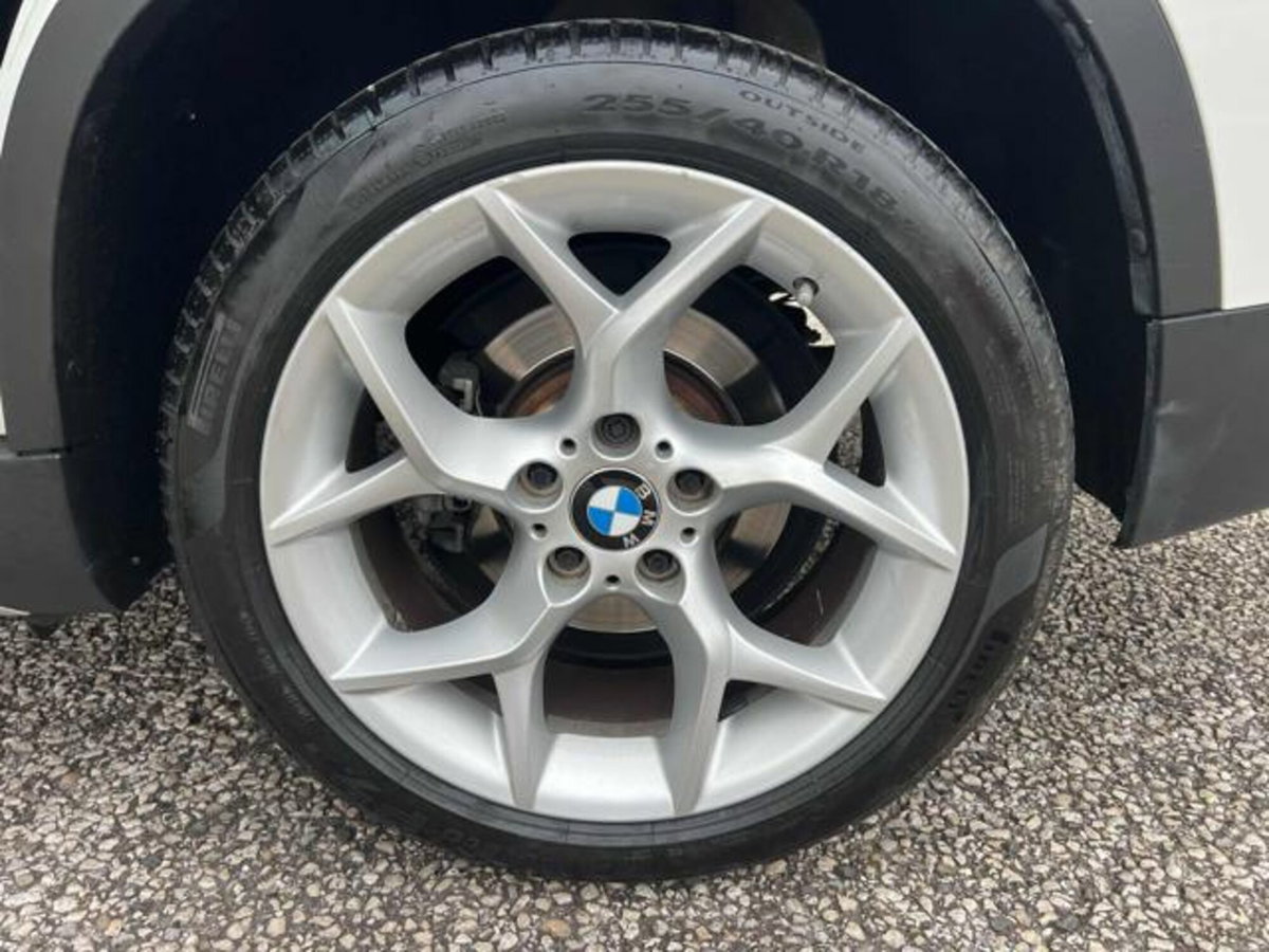 BMW X1 xDrive18d X Line (17)