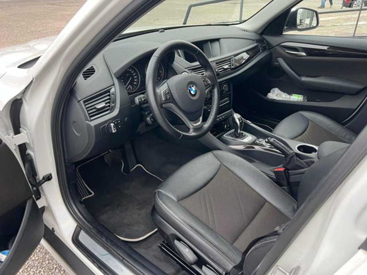 BMW X1 xDrive18d X Line (7)