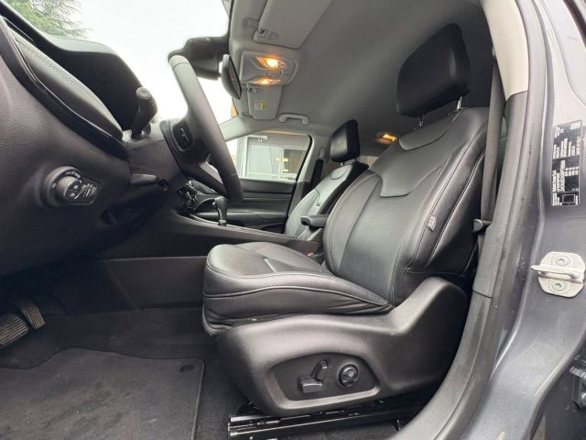 Jeep Compass 1.5 turbo t4 mhev Summit 2wd 130cv dct (15)