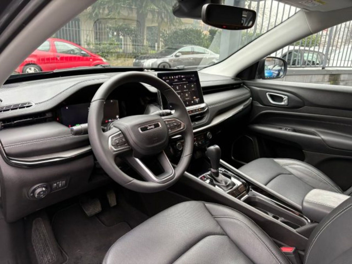Jeep Compass 1.5 turbo t4 mhev Summit 2wd 130cv dct (6)
