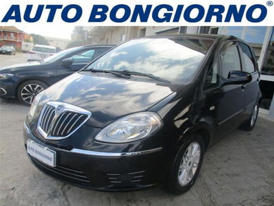 Lancia Musa 1.3 Mjt 16V 95 CV DPF Oro Plus usata