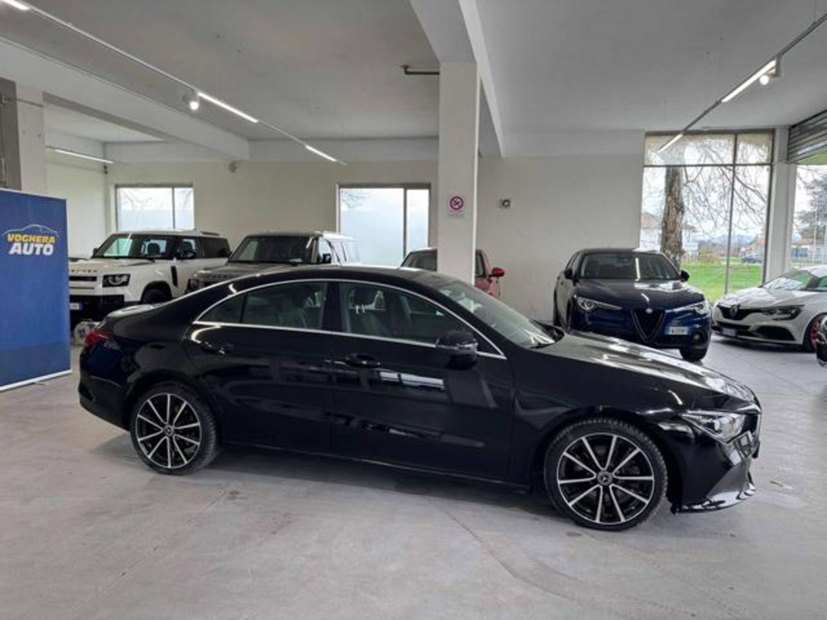 Mercedes-Benz CLA 220 d Automatic Sport (2)