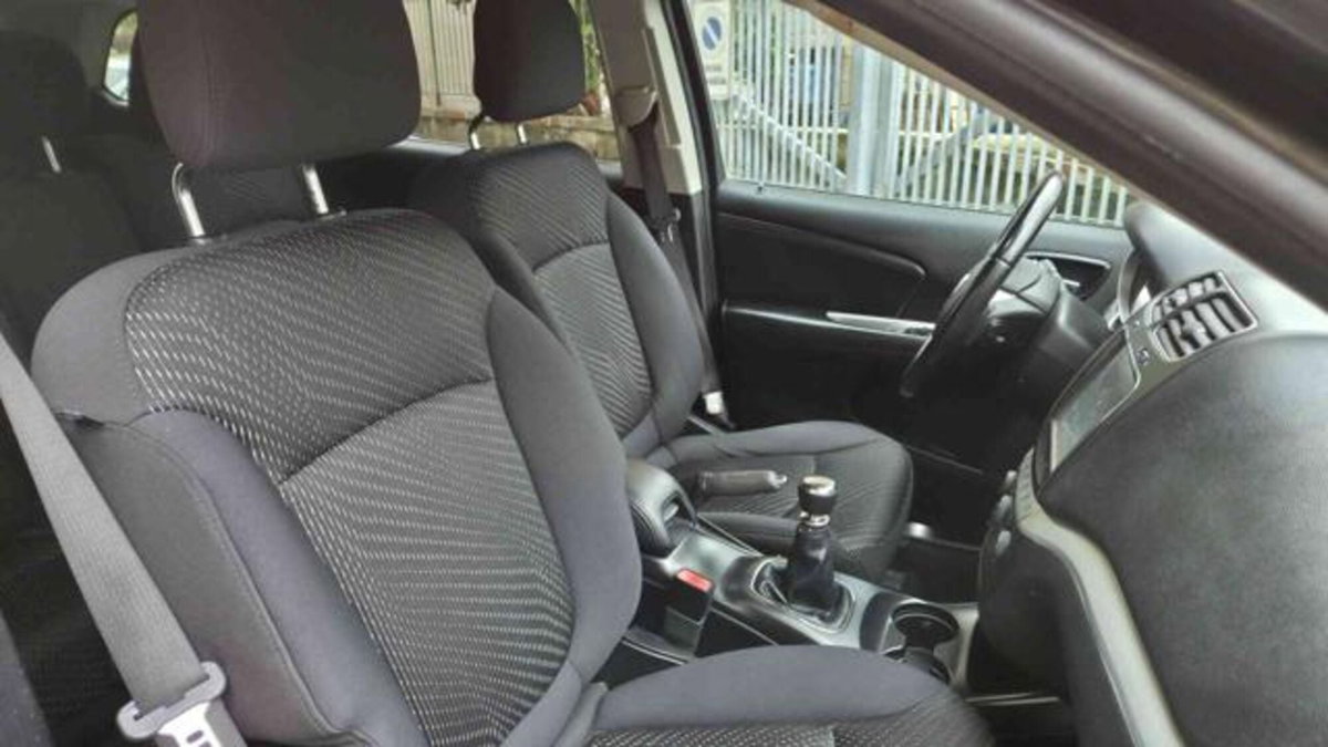 Fiat Freemont 2.0 Multijet 140 CV Lounge (10)