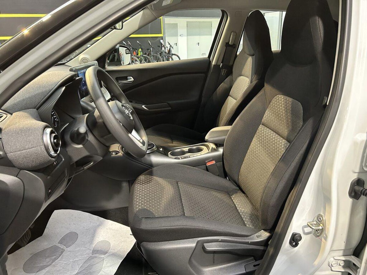Nissan Juke 1.6 hev Acenta (7)