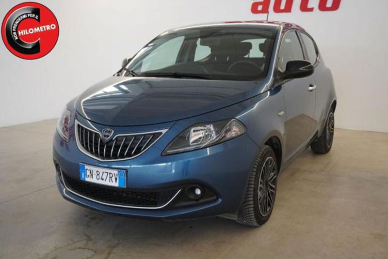 Lancia Ypsilon 1.0 FireFly 5 porte S&S Hybrid Ecochic Gold