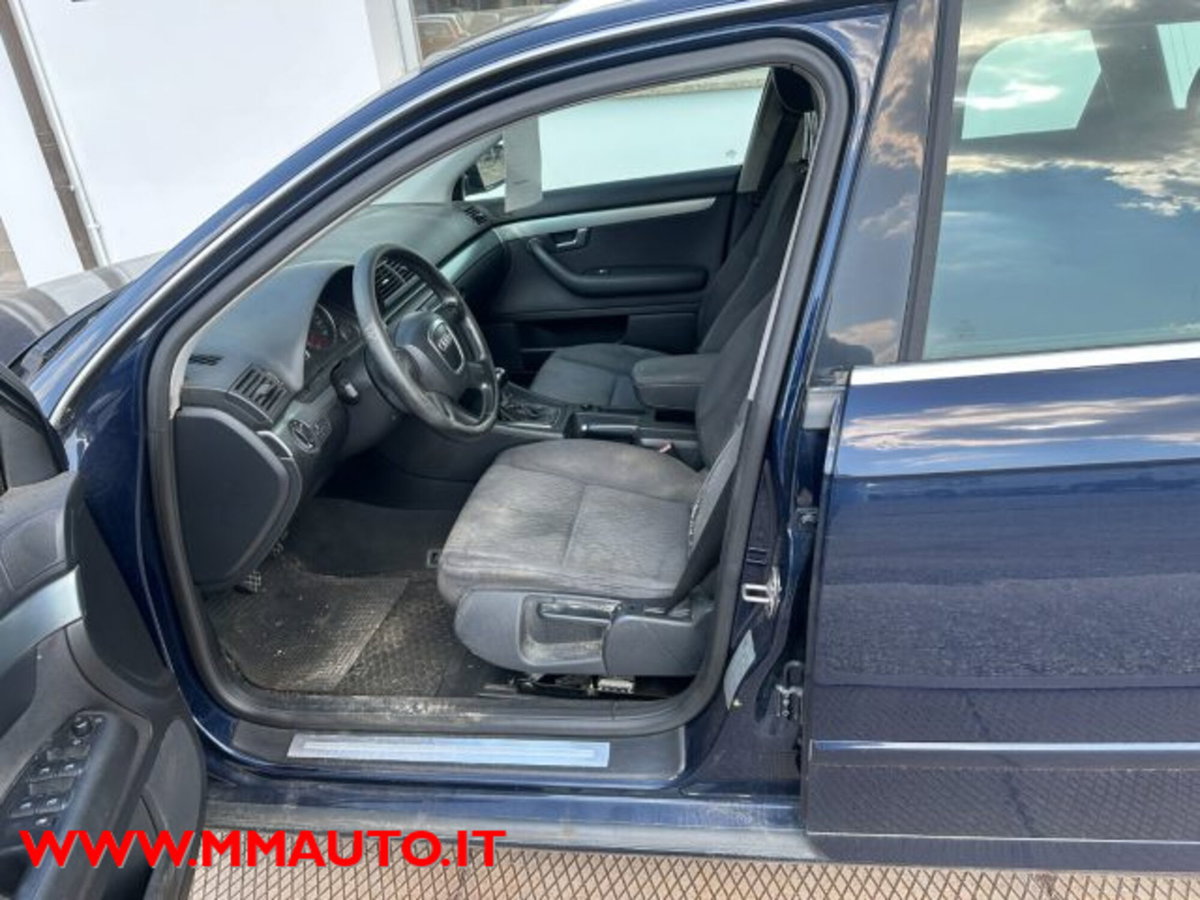 Audi A4 Avant 2.0 16V TDI multitr. Top (10)