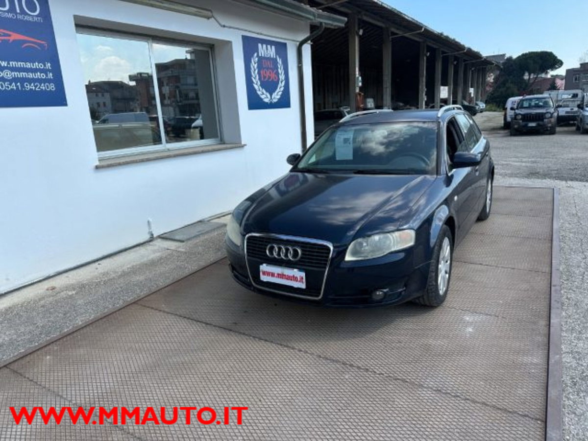 Audi A4 Avant 2.0 16V TDI multitr. Top (2)
