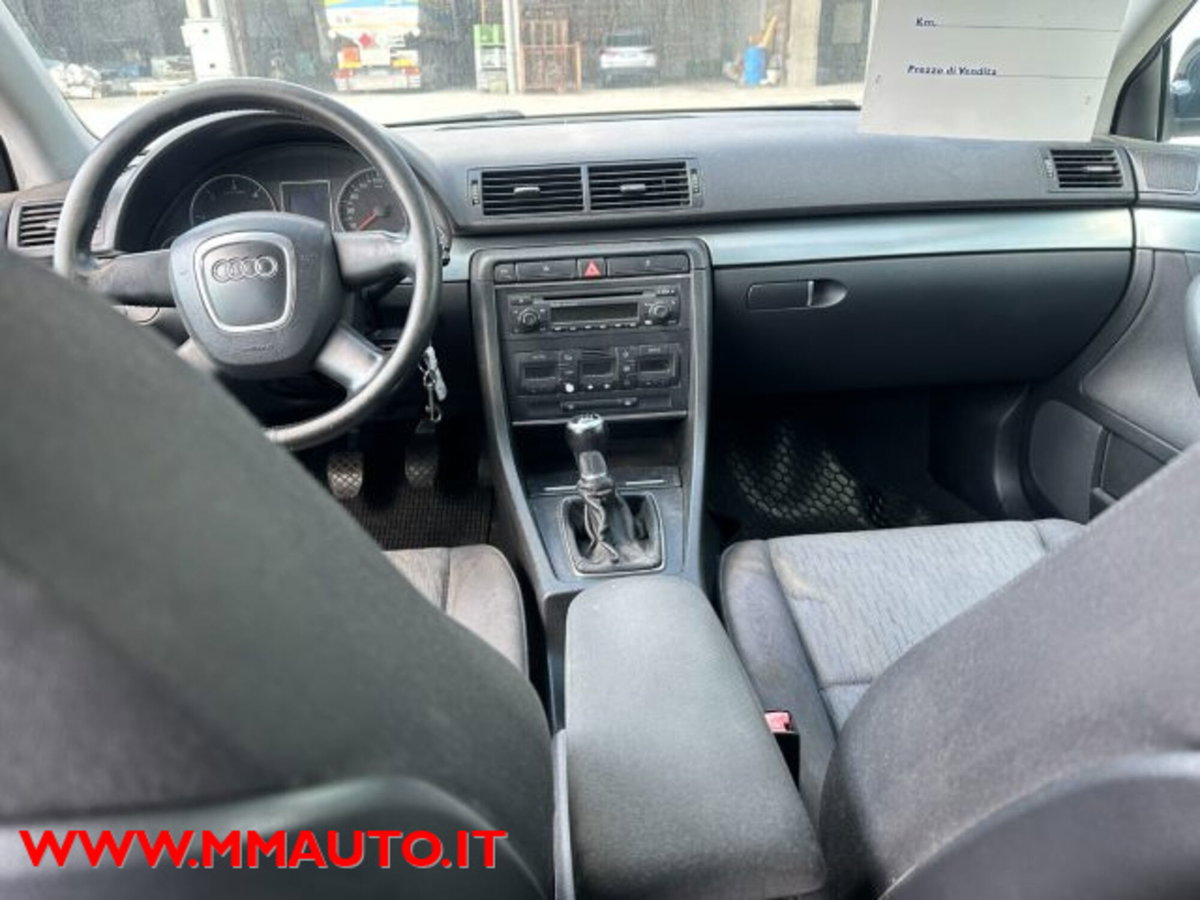Audi A4 Avant 2.0 16V TDI multitr. Top (8)