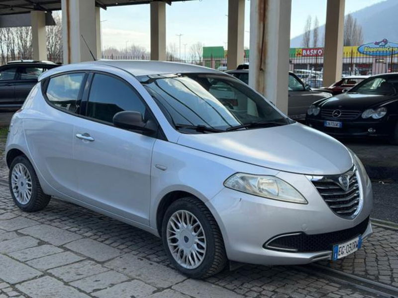Lancia Ypsilon 1.2 69 CV 5 porte Gold