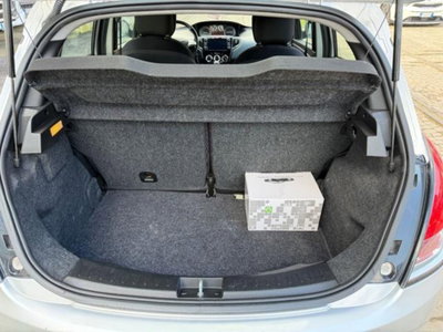 Lancia Ypsilon 1.2 69 CV 5 porte Gold (12)