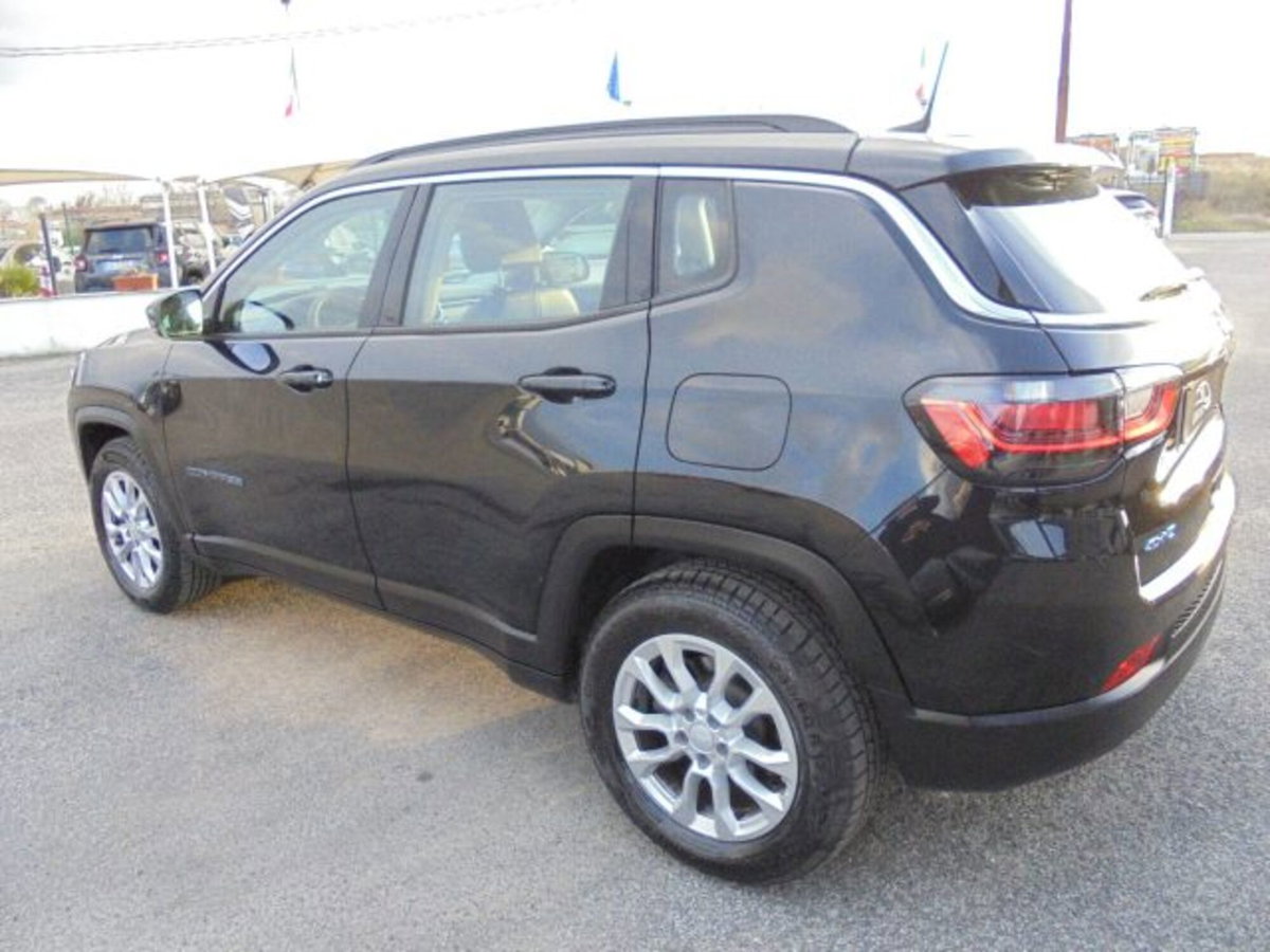 Jeep Compass 1.3 T4 190 CV PHEV AT6 4xe Longitude (11)