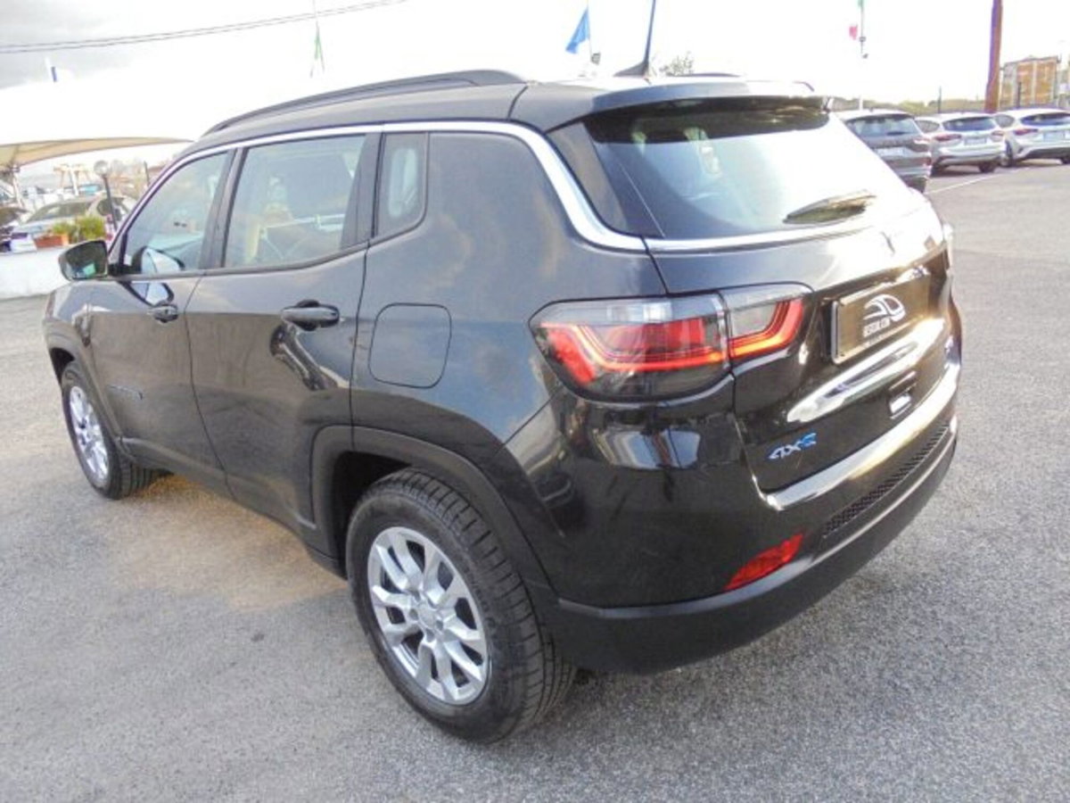 Jeep Compass 1.3 T4 190 CV PHEV AT6 4xe Longitude (12)