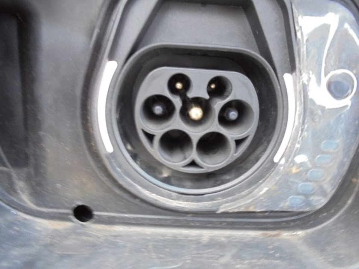 Jeep Compass 1.3 T4 190 CV PHEV AT6 4xe Longitude (15)