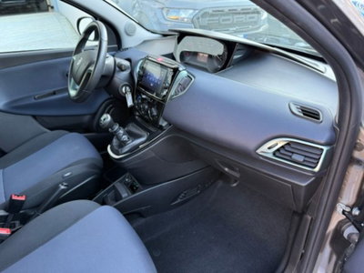 Lancia Ypsilon 1.0 FireFly 5 porte S&S Hybrid Gold Plus (11)