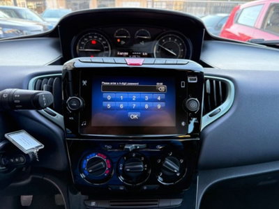 Lancia Ypsilon 1.0 FireFly 5 porte S&S Hybrid Gold Plus (15)