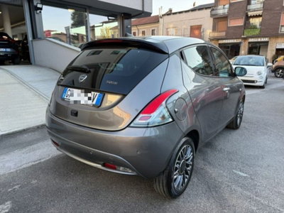 Lancia Ypsilon 1.0 FireFly 5 porte S&S Hybrid Gold Plus (5)