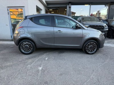 Lancia Ypsilon 1.0 FireFly 5 porte S&S Hybrid Gold Plus (6)