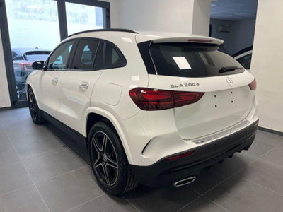 Mercedes-Benz GLA SUV 200 d Business Extra auto (3)