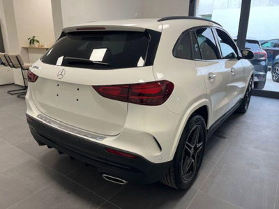 Mercedes-Benz GLA SUV 200 d Business Extra auto (4)