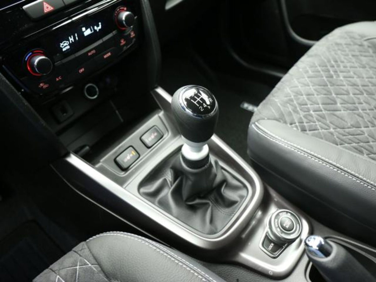 Suzuki Vitara 1.4h Top 4wd allgrip 110cv (12)