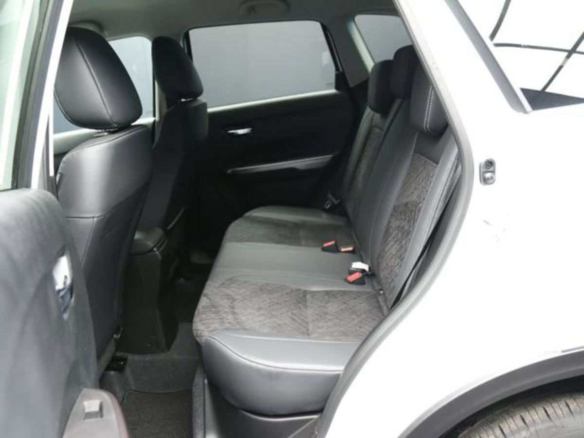 Suzuki Vitara 1.4h Top 4wd allgrip 110cv (7)