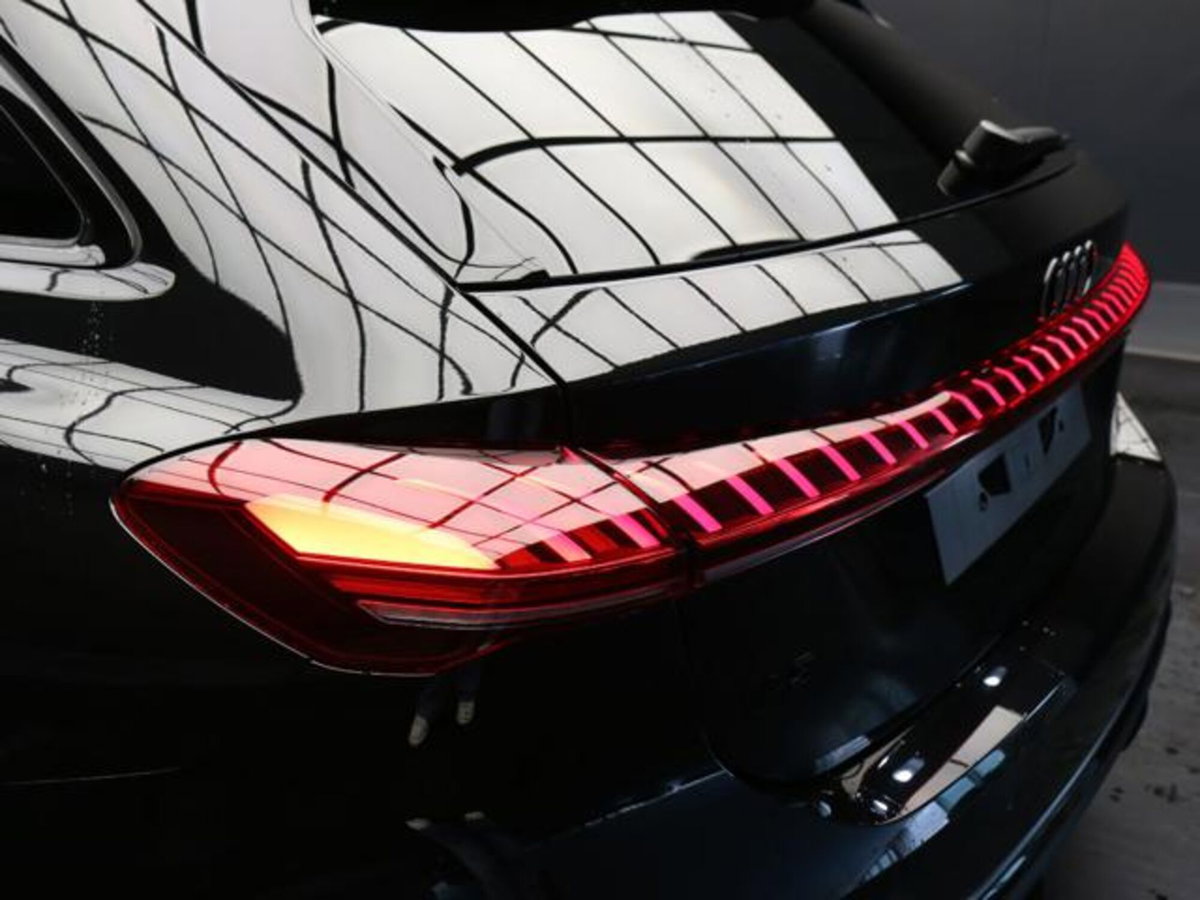 Audi A5 Avant 2.0 tdi mhev+ S line edition 204cv s-tronic (11)