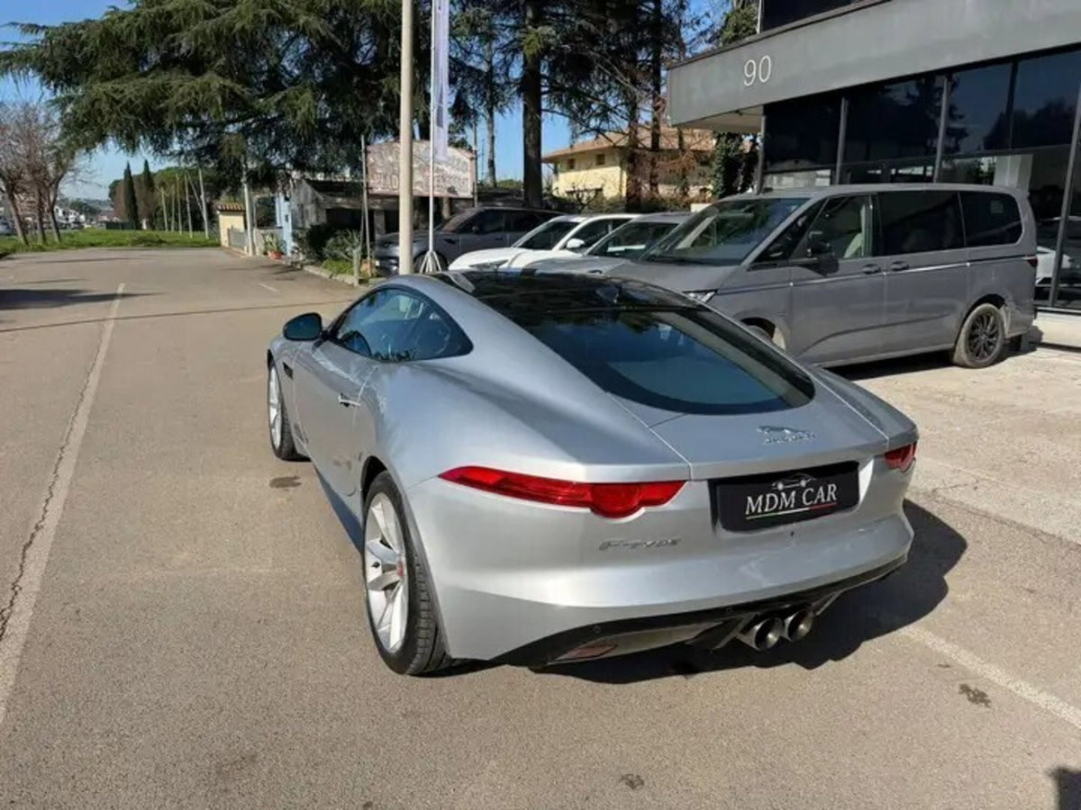 Jaguar F-Type Coupé 3.0 V6 aut. Coupé (4)