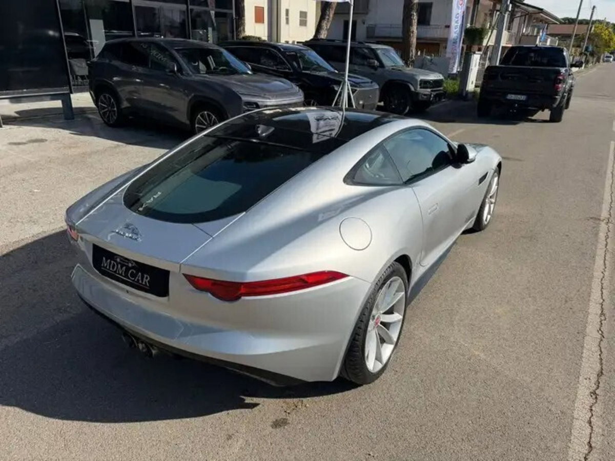 Jaguar F-Type Coupé 3.0 V6 aut. Coupé (5)
