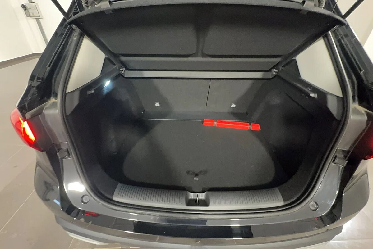 Mg ZS 1.5 Standard (13)