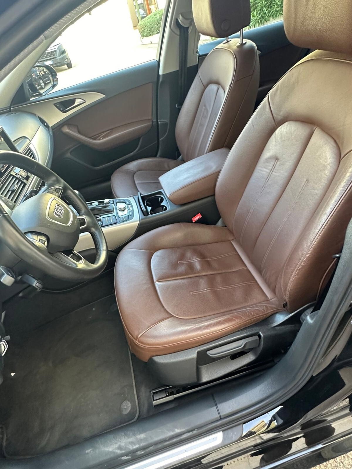 Audi A6 2.0 TDI 190 CV ultra S tronic Business (14)