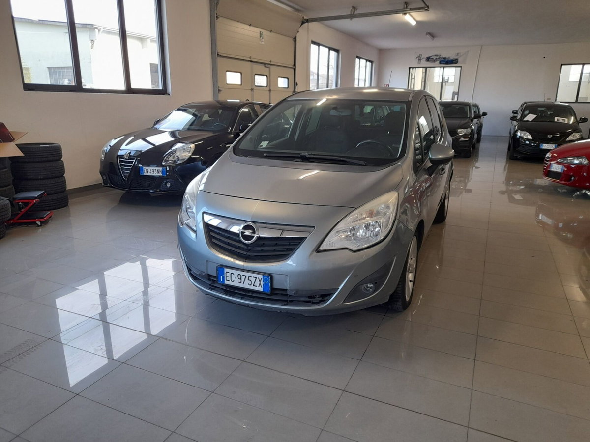 Opel Meriva 1.4 16V Cosmo (3)
