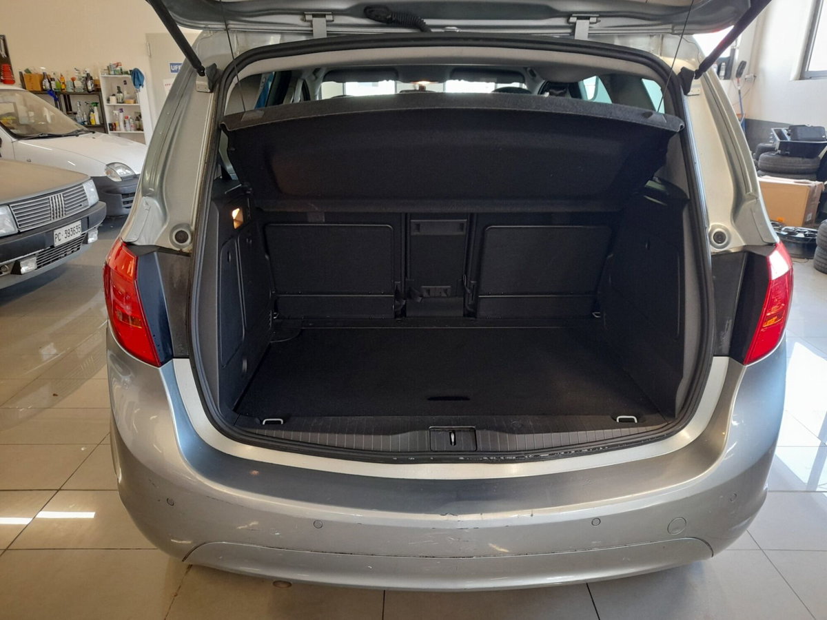 Opel Meriva 1.4 16V Cosmo (9)