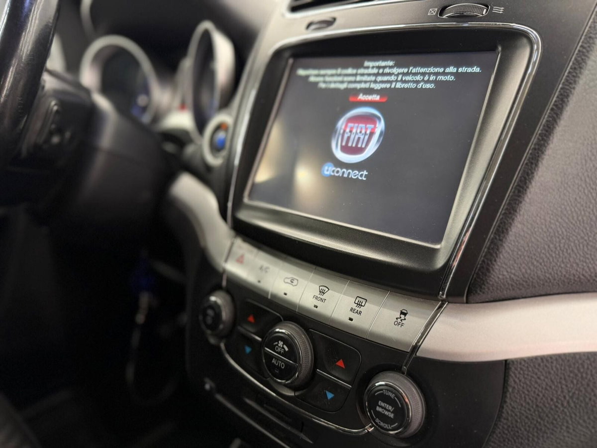 Fiat Freemont 2.0 Multijet 170 CV (12)