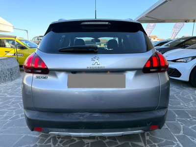 Peugeot 2008 100 S&S Black Matt (6)