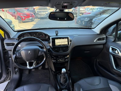 Peugeot 2008 100 S&S Black Matt (9)