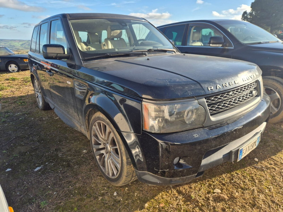Land Rover Range Rover Sport 3.0 SDV6 HSE (2)