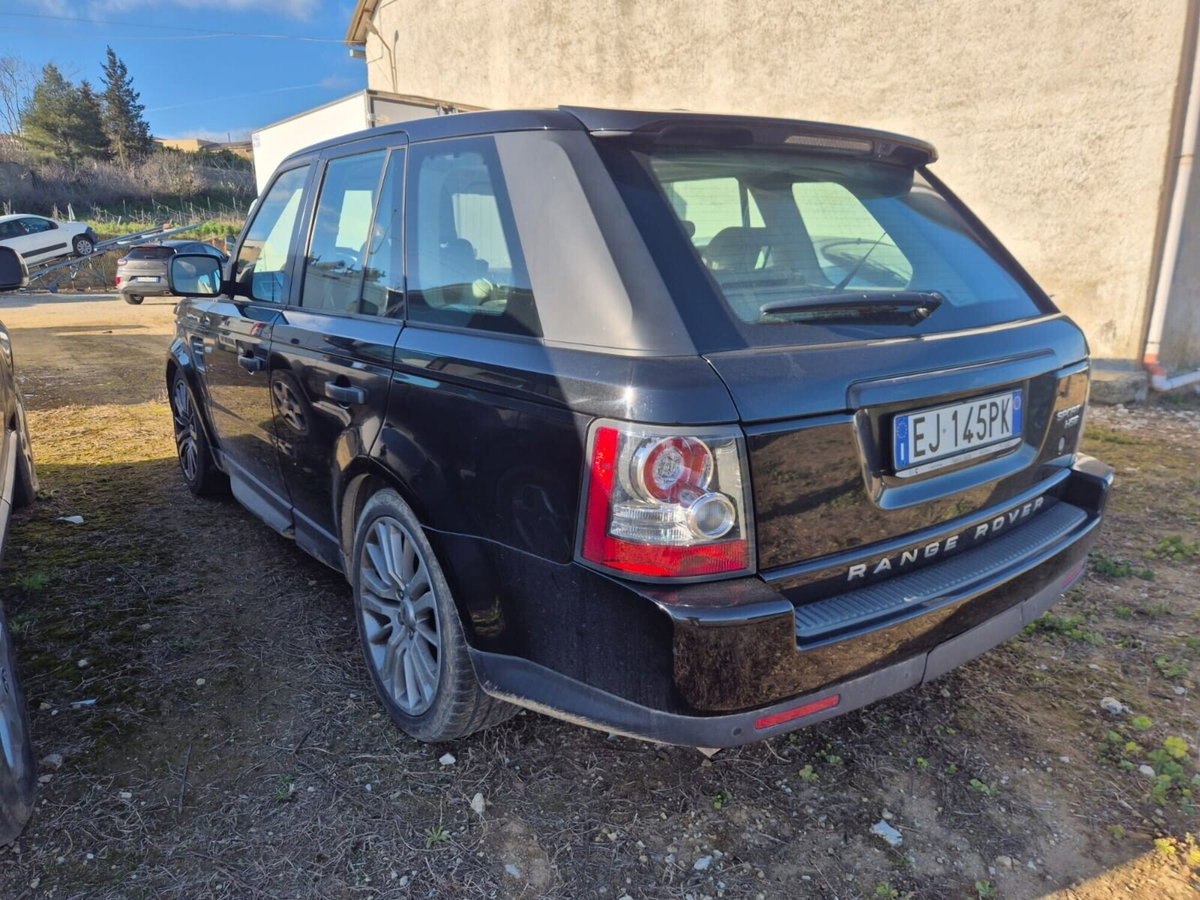 Land Rover Range Rover Sport 3.0 SDV6 HSE (3)