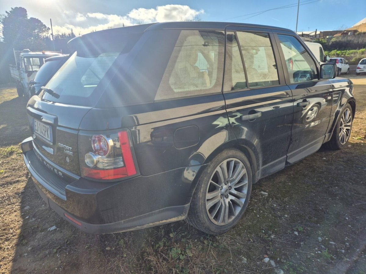 Land Rover Range Rover Sport 3.0 SDV6 HSE (4)