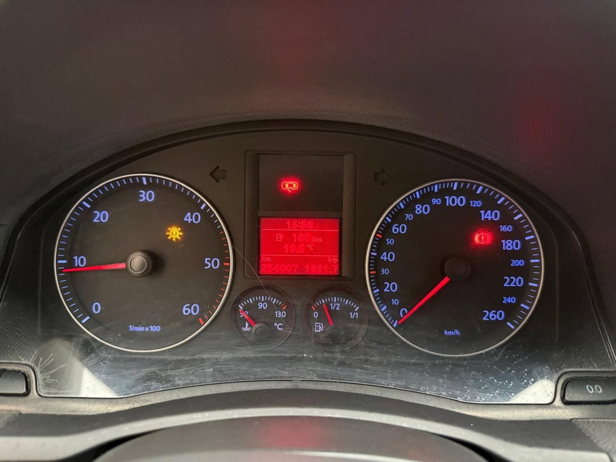 Volkswagen Golf 1.9 TDI 5p. Comfortline (10)