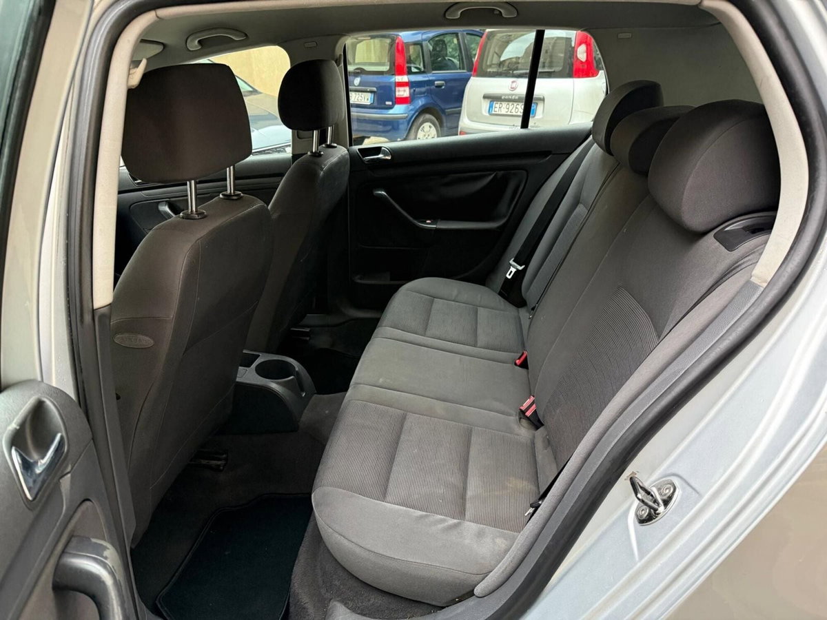 Volkswagen Golf 1.9 TDI 5p. Comfortline (13)