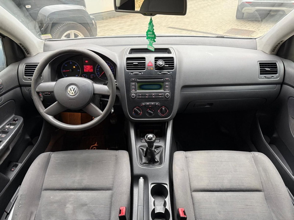 Volkswagen Golf 1.9 TDI 5p. Comfortline (9)
