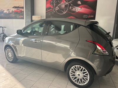 Lancia Ypsilon 1.3 MJT 16V 95 CV 5 porte S&S Platinum (8)