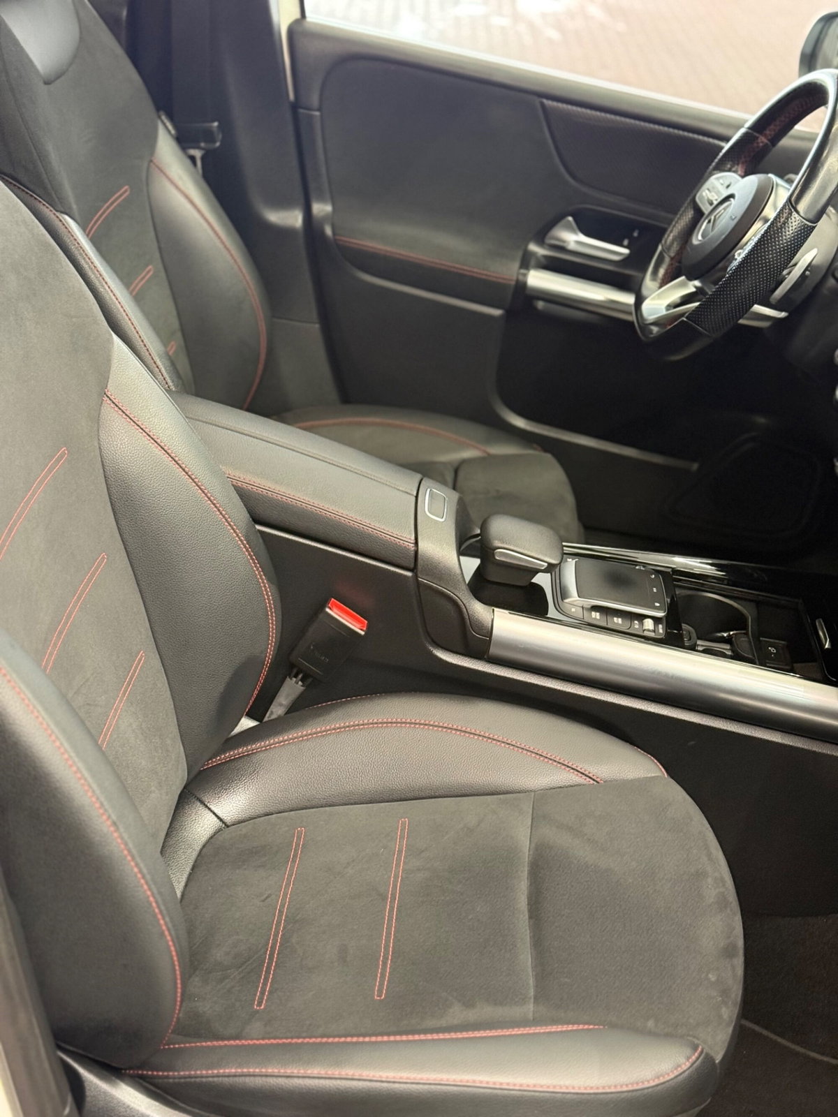 Mercedes-Benz Classe B 200 d Automatic Premium (17)