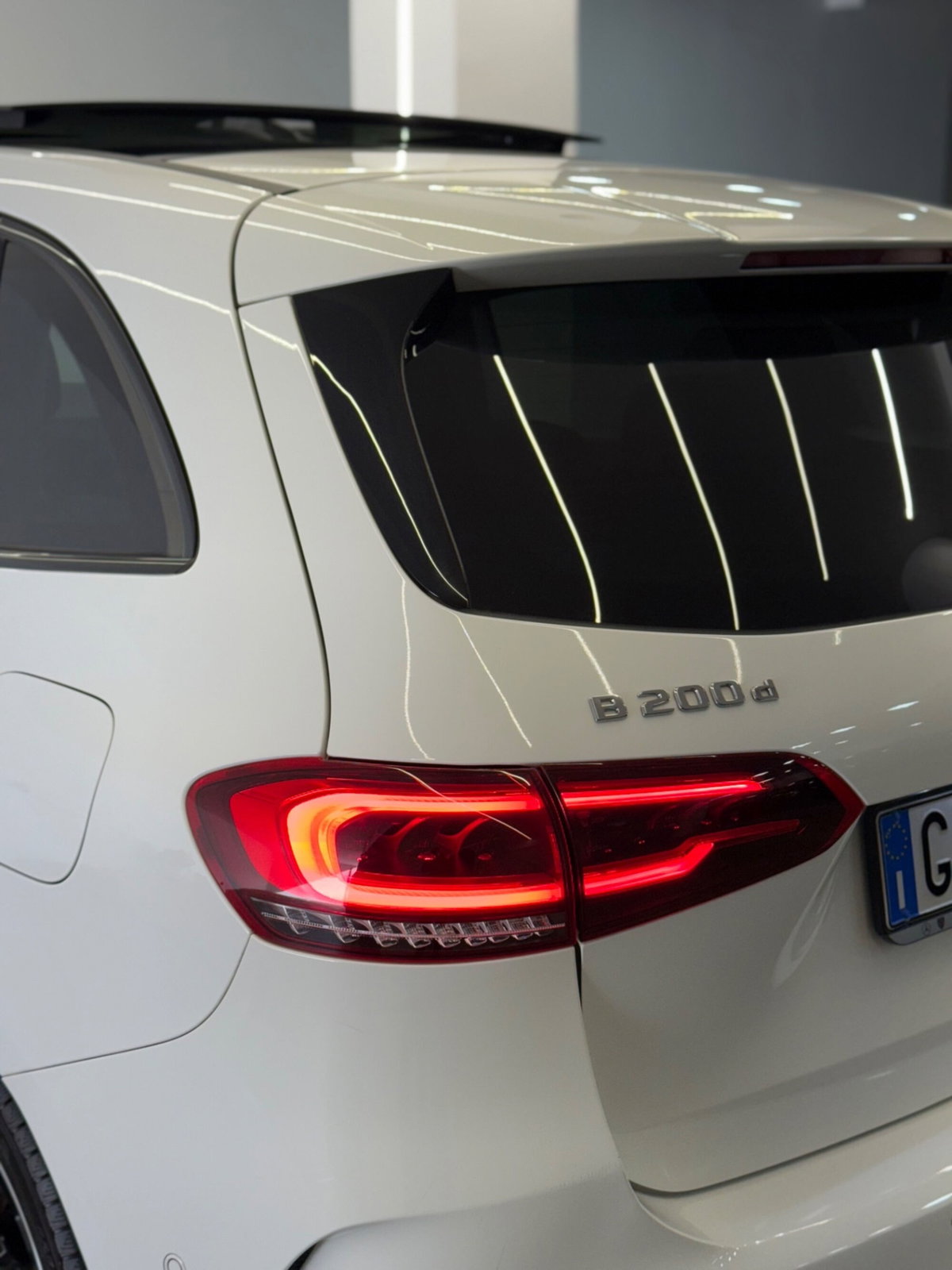 Mercedes-Benz Classe B 200 d Automatic Premium (6)