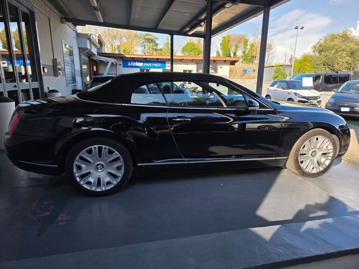 Bentley Continental GTC Continental GTC (13)