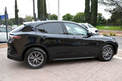 Alfa Romeo Stelvio Stelvio 2.2 Turbodiesel 160 CV AT8 RWD Sprint (13)