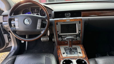 Volkswagen Phaeton V6 TDI DPF 4mot. tip. 5 posti (9)