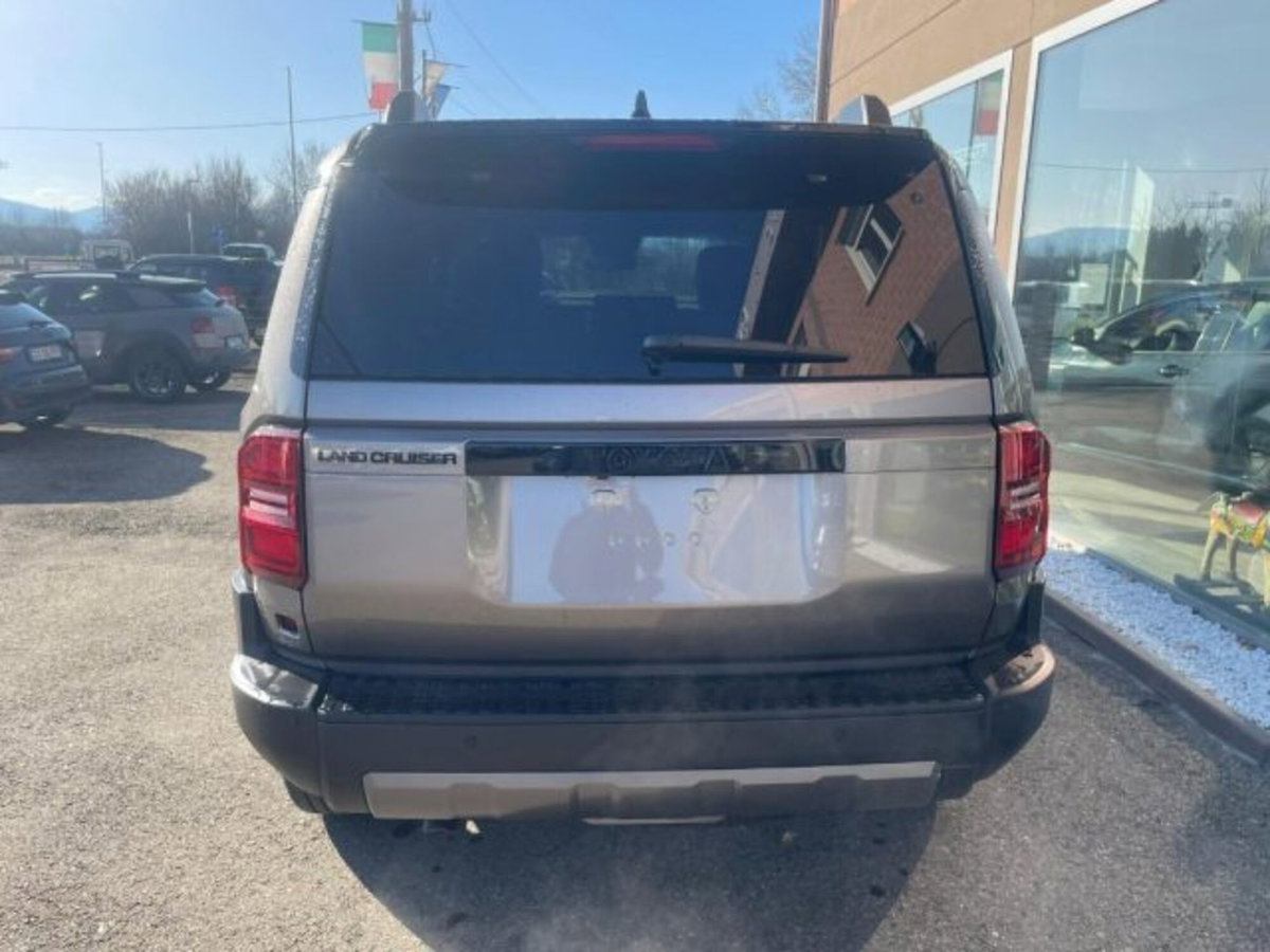 Toyota Land Cruiser 2.8 mhev Icon awd auto (4)